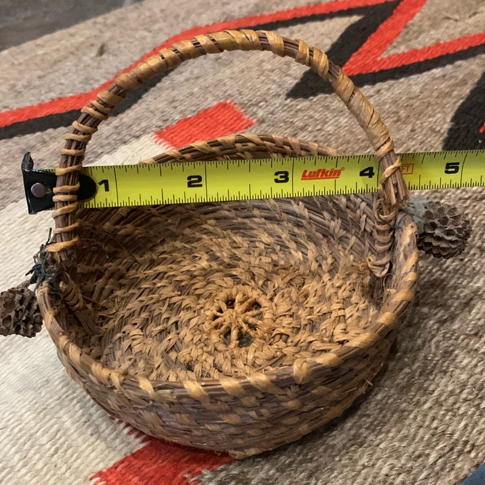 Vintage small Pine-needle basket with handle